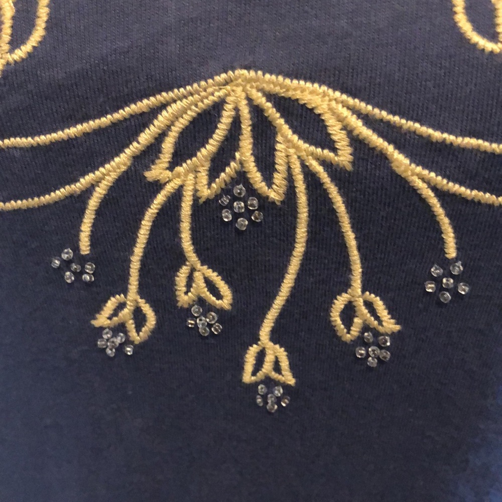 Liz Claiborne Embroidery Tee - Picture 5 of 7